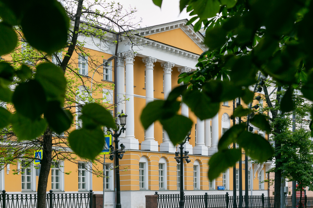 Иллюстрация к новости: Опубликованы списки «зеленой волны» бакалавриата НИУ ВШЭ